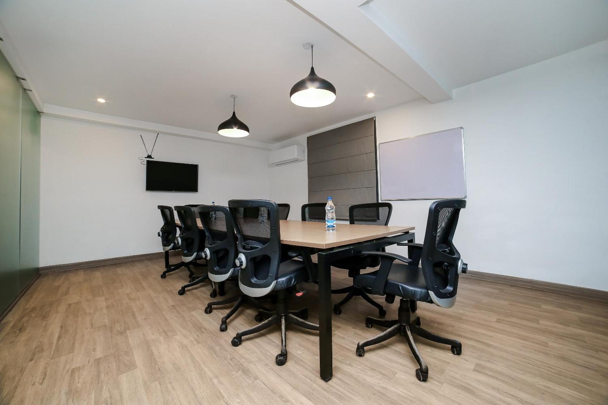 Townhouse Sohna Road 2 Hotell Gurgaon Exteriör bild