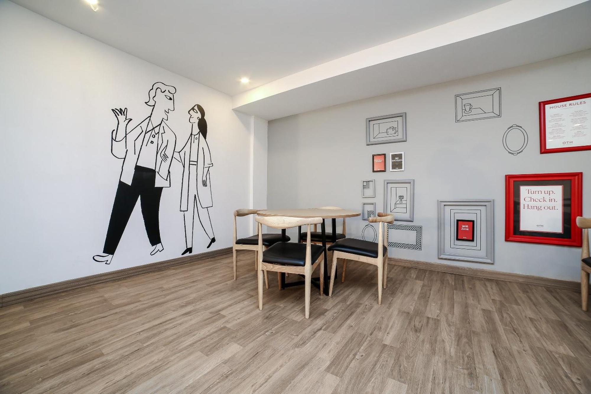 Townhouse Sohna Road 2 Hotell Gurgaon Exteriör bild