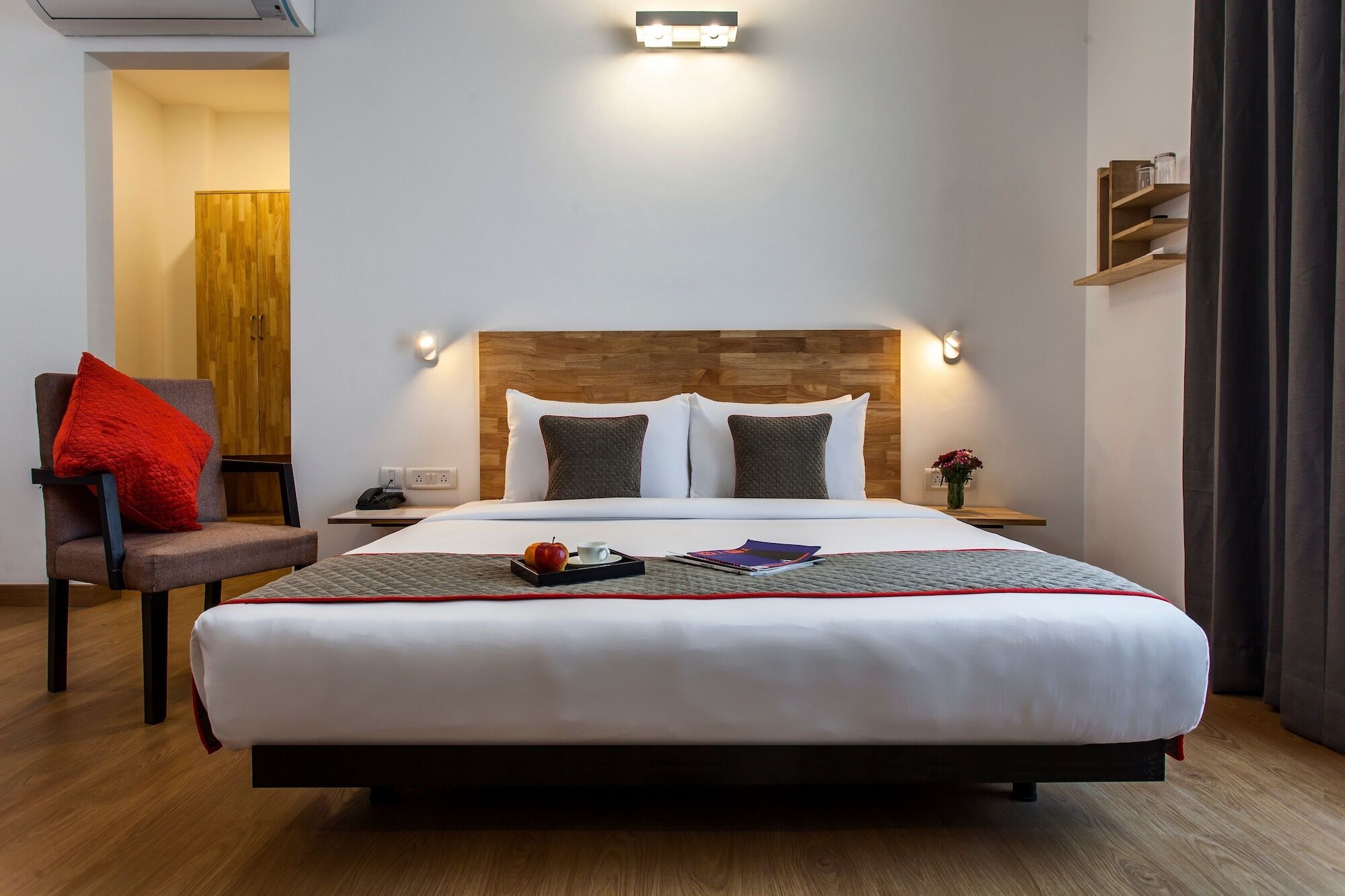 Townhouse Sohna Road 2 Hotell Gurgaon Exteriör bild